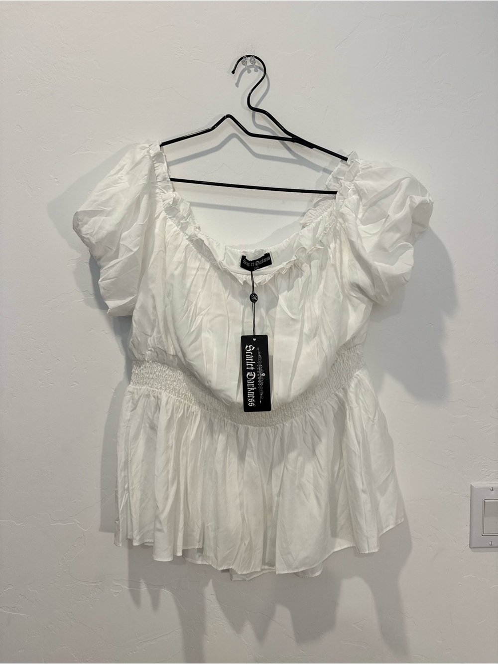 NWT Scarlet Darkness White Puff-Sleeve Smocked Waist Top- 2XL- Basic Cosplay